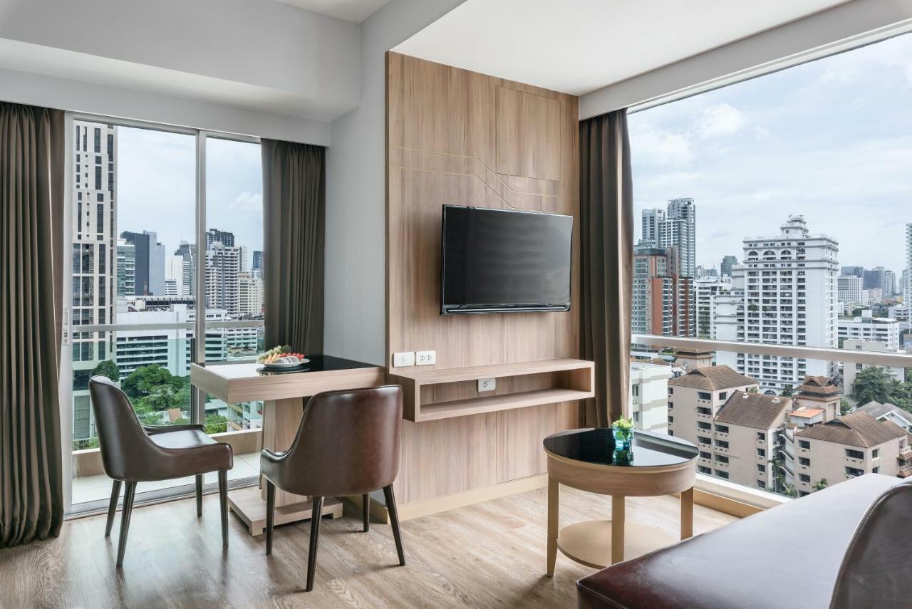 Adelphi Grande Sukhumvit Hotel Bangkok Exterior photo